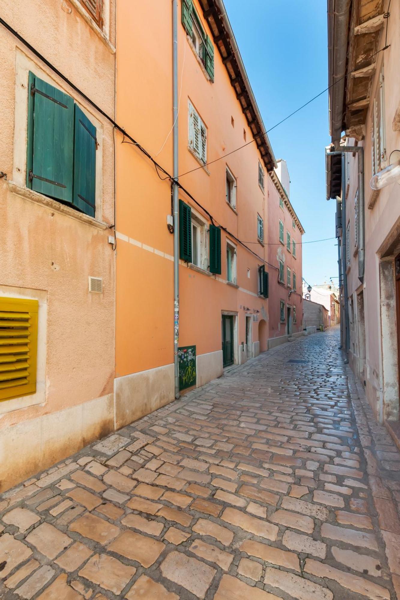 Apartment Mediterraneo Rovinj Luaran gambar