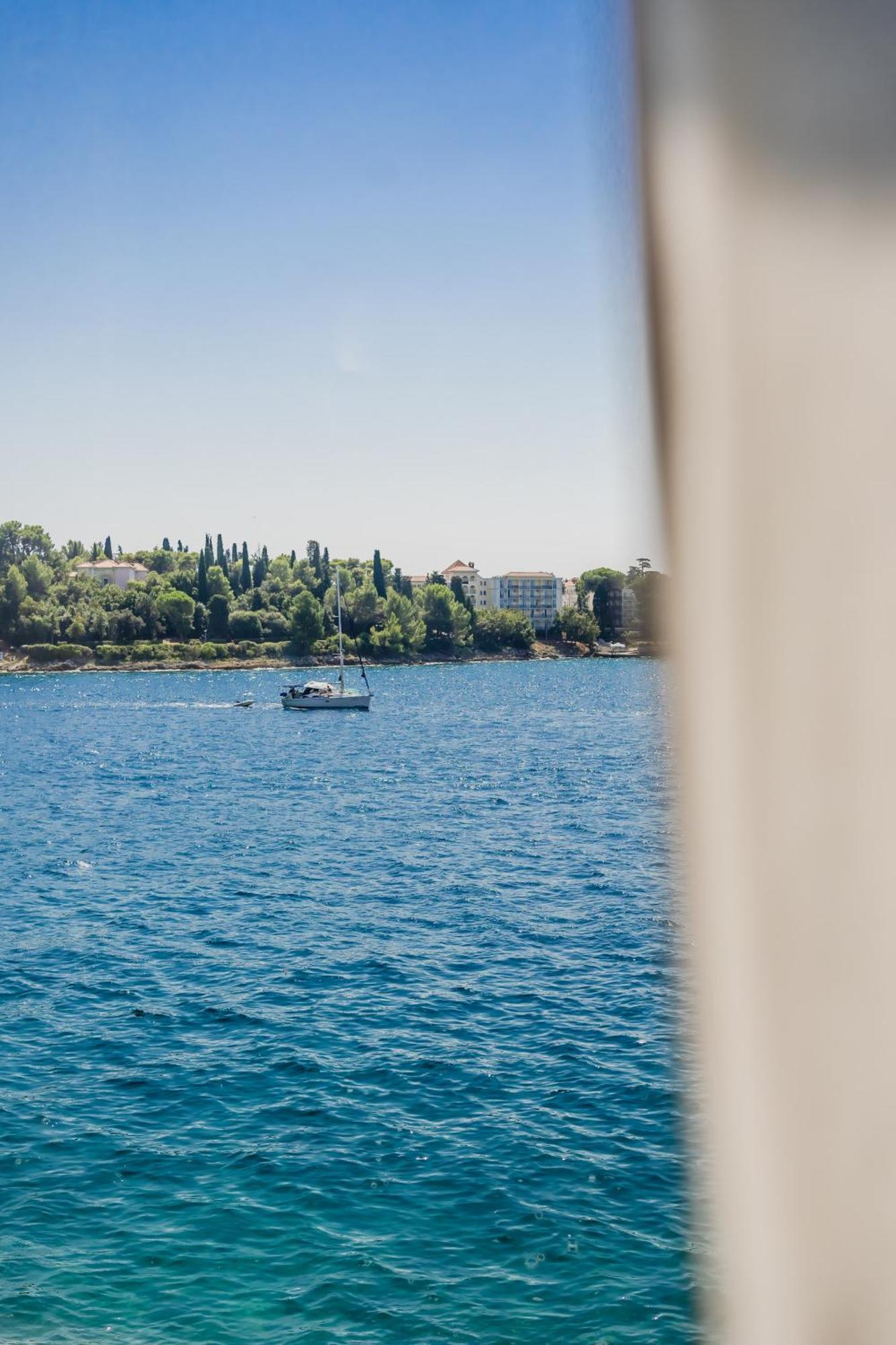 Apartment Mediterraneo Rovinj Luaran gambar