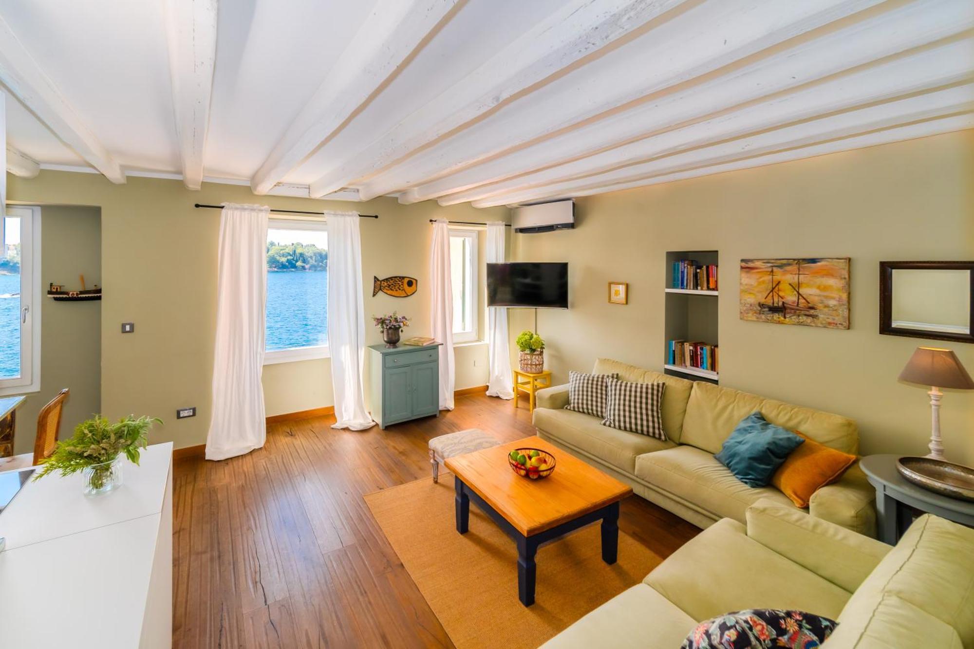 Apartment Mediterraneo Rovinj Luaran gambar