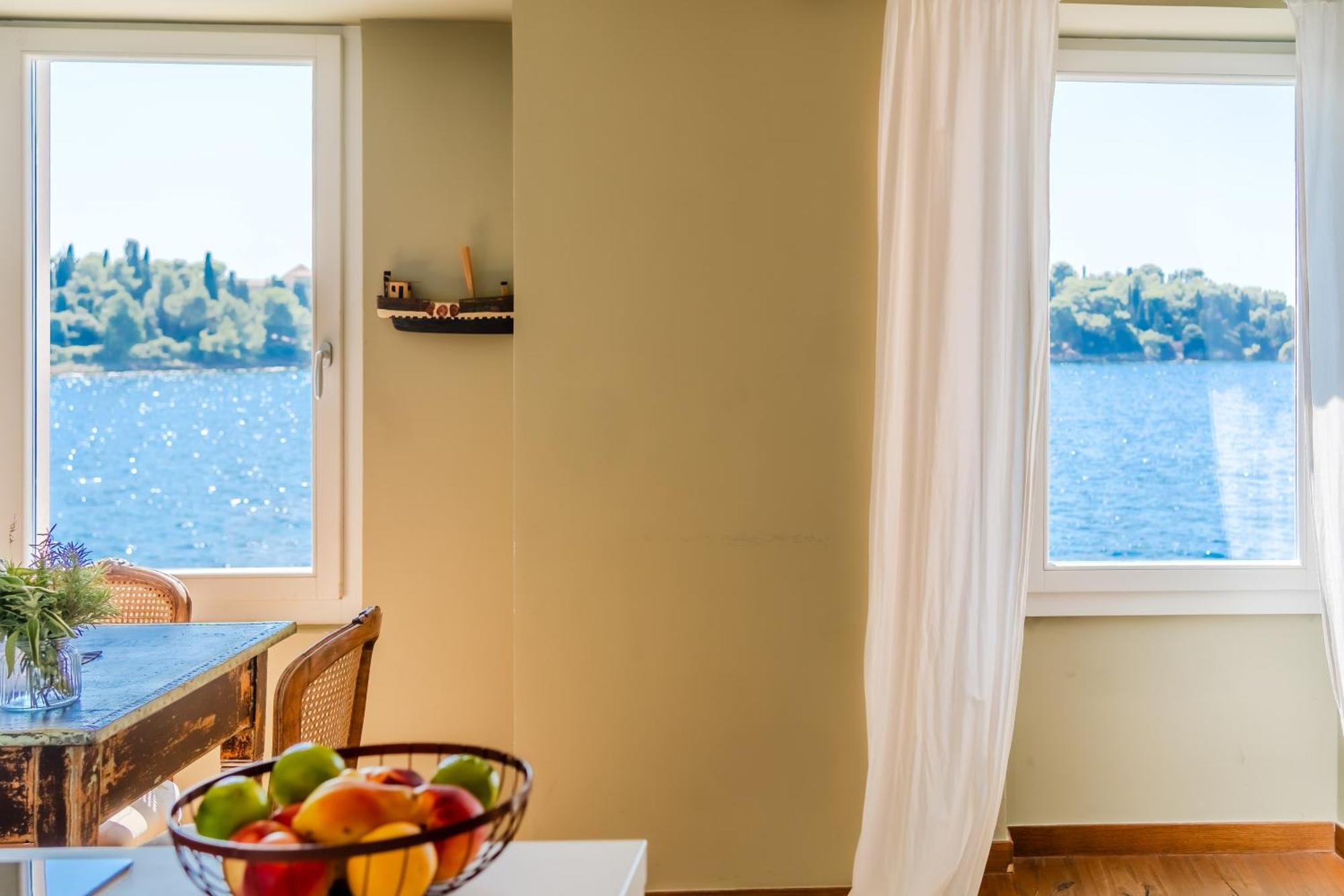 Apartment Mediterraneo Rovinj Luaran gambar